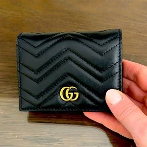 Gucci wallet - excellent condition